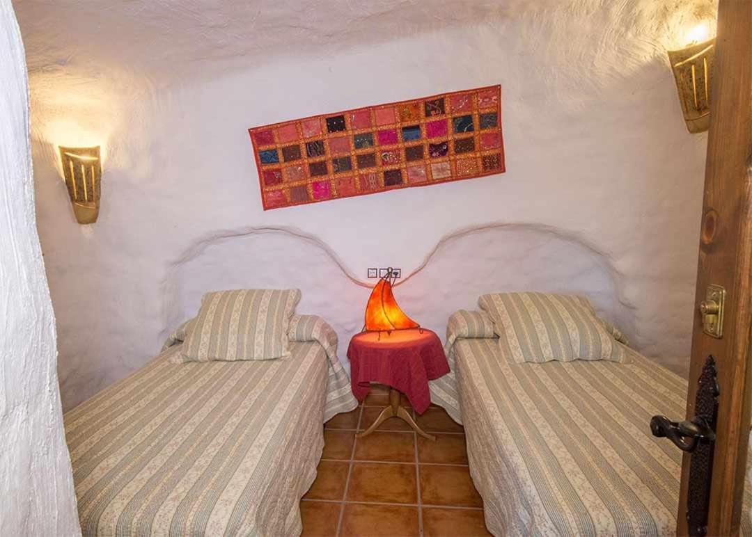 Casas Cueva El Mirador De Galera Guest House Екстериор снимка